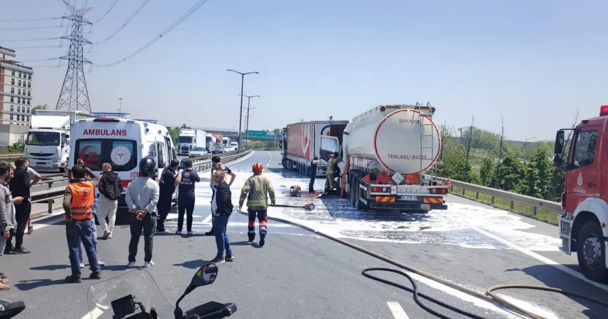 İstanbul'da trafiği durduran kaza: TEM'de Mahmutbey yönü kapandı