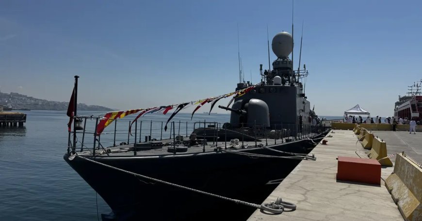 TCG Gurbet hücumbotu ve TCG Kapaz ziyarete açıldı