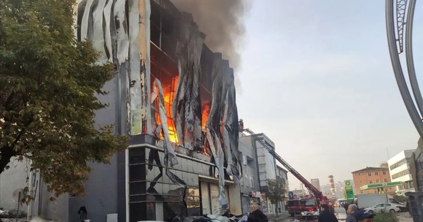 7 kişinin öldüğü fabrika yangını faciası. 3 kişi tahliye edildi