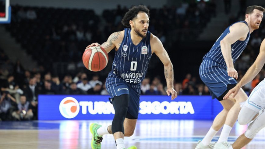 Anadolu Efes, Basketbol Süper Ligi'nde yarı finalde!