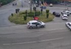 Anlamlı hareket: Türk bayrağını vatandaşlar korudu