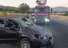 Diyarbakır'da takla atan otomobildeki anne ve oğlu öldü, 4 kişi yaralandı