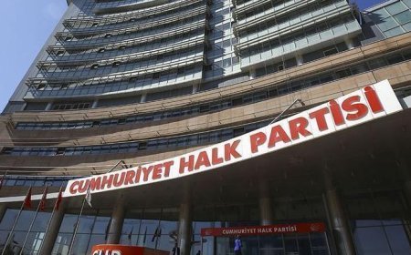 Özgür Özel'i destekleyen CHP'li vekillerden 'Olağanüstü Kurultay' çağrısı