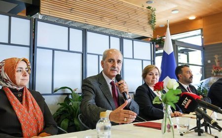 TBMM Başkanı Kurtulmuş, Finlandiya'da Türk ve Tatar toplumu temsilcileriyle bir araya geldi
