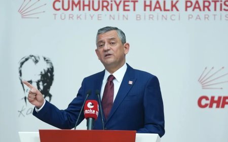 CHP'lilerin dosyası Ankara'da. Aralarında Özgür Özel ve Veli Ağbaba da var