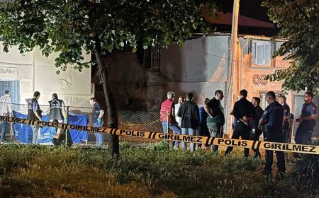 Karı-kocayı evlerinin önünde infaz etti