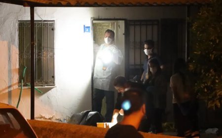 Babasının cesediyle iki gün aynı evde yaşadı