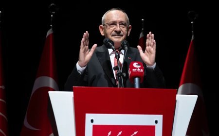 CHP'de gözler saat 13.00'te: Gündem ihraç kararları ve kurultay