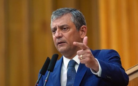 Son dakika... CHP'de hareketlilik! Özel'den yeni parti için telefon: Dicle Canova son kulis bilgisini aktardı