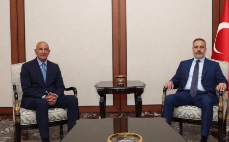 Dışişleri Bakanı Hakan Fidan, ABD'nin Ankara Büyükelçisi Barrack'ı kabul etti