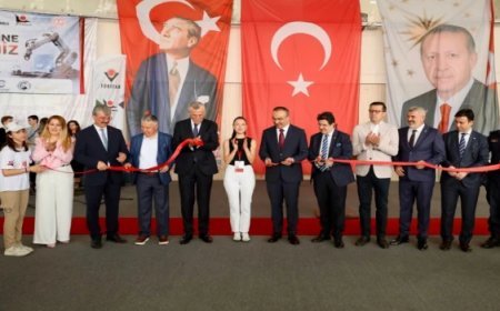ÇERKEZKÖY’DE İLK KEZ DÜZENLENEN BİLİM FESTİVALİNE YOĞUN İLGİ