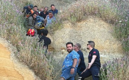 İstanbul'da yamaç paraşütü kazası. Biri çocuk 2 kişi kayalıklara çarparak yaralandı