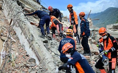 Deprem felaketiyle sarsılan Venezuela'dan Türkiye'ye teşekkür! 'Yemek bile yemediler, Türkler bambaşka çalışıyor'