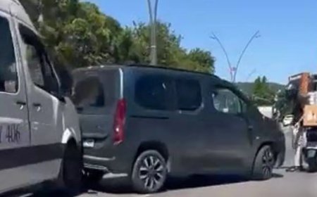 Trafikte kavgaya daldı, aracını geri viteste unuttu