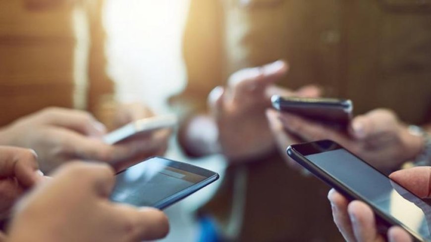 Avrupa ülkelerinde okullarda cep telefonu kısıtlaması genişliyor! Polonya'da tasarı kabul edildi