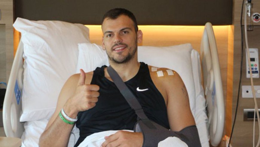 Beşiktaş GAİN'de Hırvat basketbolcu Ante Zizic ameliyat edildi