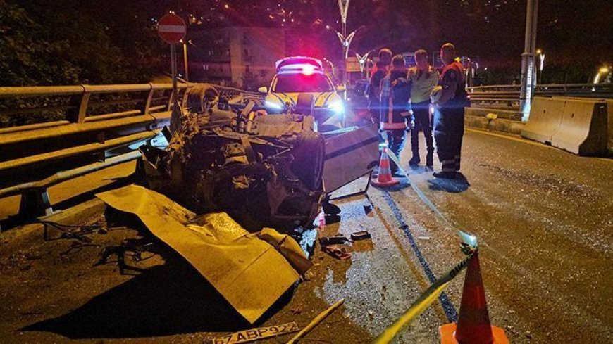 Otomobil, beton bariyere ve otomobile çarpıp takla attı: 1 yaralı