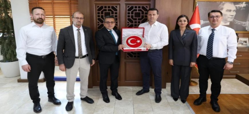 YENİDEN REFAH PARTİSİ İLÇE BAŞKANI OKAY’DAN BAŞKAN AKAY’A ZİYARET