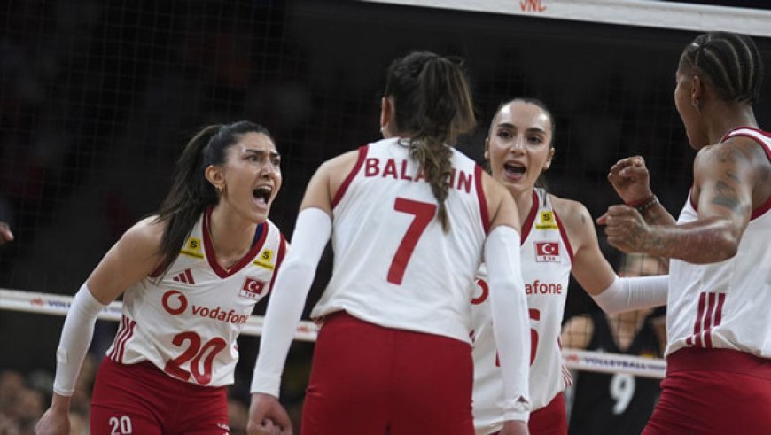 Filenin Sultanları 2-0'dan geri döndü! (Türkiye 3-2 Almanya voleybol maçı)
