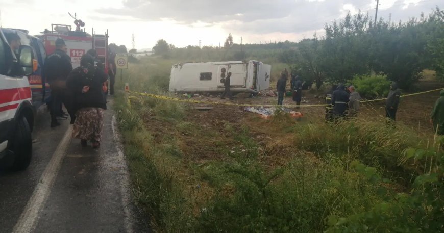Isparta'da tur otobüsü devrildi. 5 kişi öldü, 26 kişi yaralandı