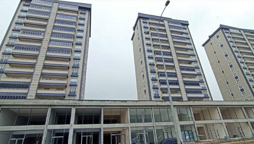 Onlarca kişi depremde ölmüştü! Bad-ı Saba Konutları’na ilişkin 2 kamu görevlisi hakkında dava açıldı