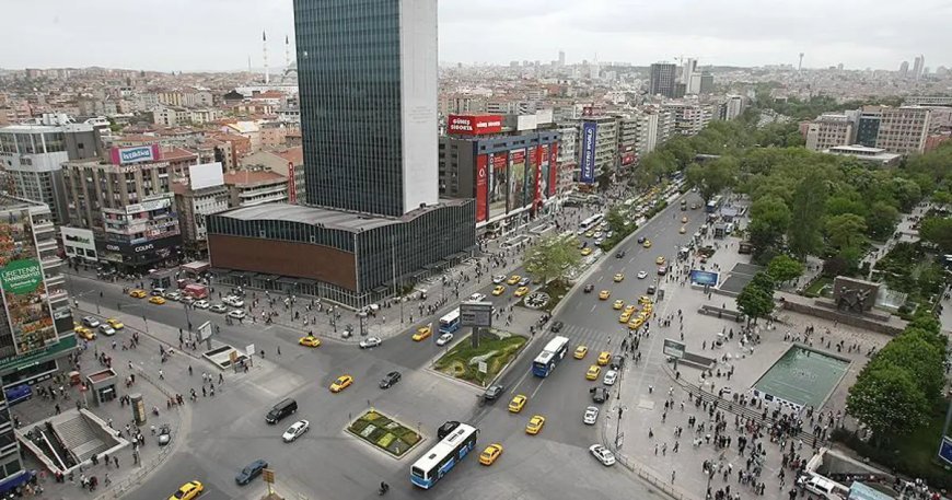 NATO zirvesi öncesi Ankara'nın mazgalları sosyal medyada gündem oldu