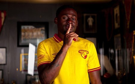 Chelsea'de forma giymişti, Göztepe'ye imza attı!