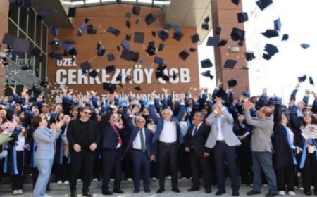 ÖZEL ÇOSB MESLEKİ VE TEKNİK ANADOLU LİSESİ'NDE MEZUNİYET COŞKUSU