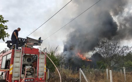 Saray'daki yangında tek katlı ev kullanılamaz hale geldi