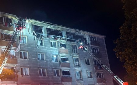 Tekirdağ'da apartman dairesinde patlama ve yangın: 2 ölü, 2 yaralı - YENİDEN