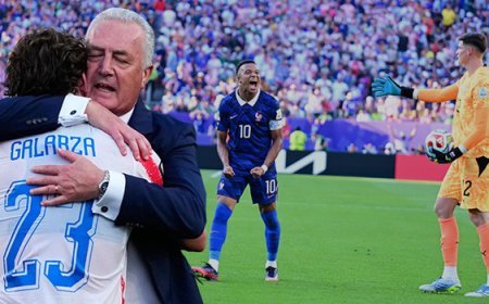 Paraguay hocası Fransa maçı sonrası patladı! 'Kızının hayatını kurtarmak için formasını sattı'