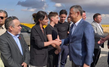 Özgür Özel, Deniz Göktaş'ı cezaevinde ziyaret etti