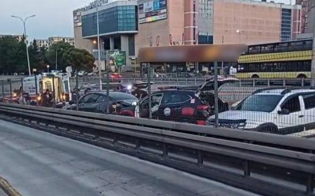 Beylikdüzü'nde zincirleme kaza! 1 yaralı