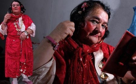 Hikayesine herkes ağlamış, kentin simgesi olmuştu... 'Kırmızılı kadın' Sultan hayatını kaybetti