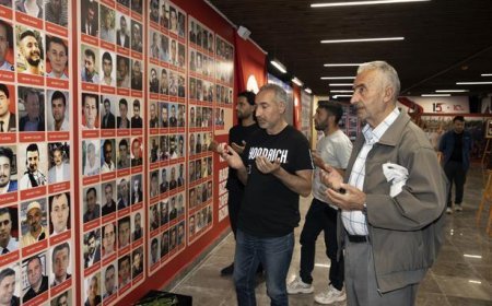 15 Temmuz'u yeniden yaşatan merkez yoğun ilgi görüyor! Sanal gerçeklik deneyimi