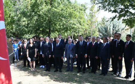İrade ve zaferin 10. yılı. Birçok ülkede anma etkinlikleri düzenlendi