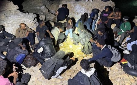 Ege Denizi'nde 39 düzensiz göçmen yakalandı, 8 kişi kurtarıldı