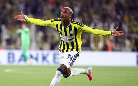Fenerbahçe'de sezonun ilk golü Talisca'dan!