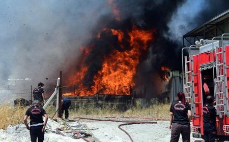Kahramanmaraş’ta plastik fabrikasında yangın