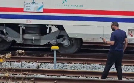 Çerkezköy'de yolcu treni raydan çıktı!