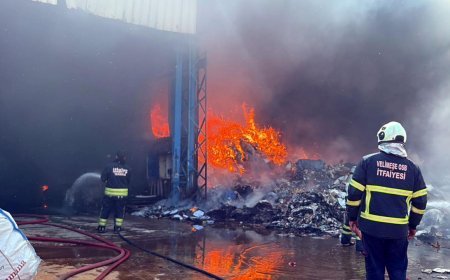Tekirdağ'da geri dönüşüm tesisinde yangın