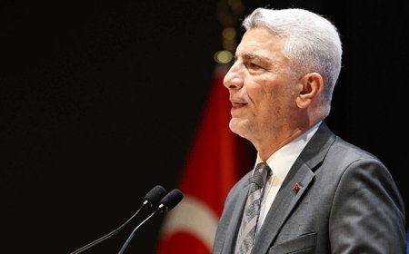Bakan Bolat: Ülke ekonomisi büyümeye devam ediyor