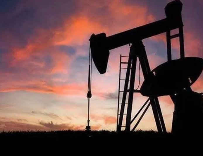 Orta Doğu'da gerilim azaldı: Brent petrol, yüzde 5'ten fazla düştü