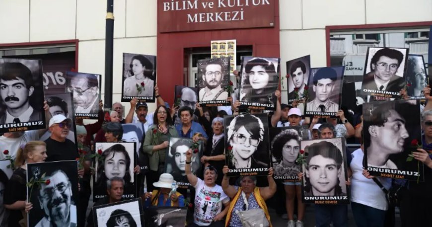 Tam 33 yıl geçti... Madımak olaylarında yaşamını yitirenler anıldı
