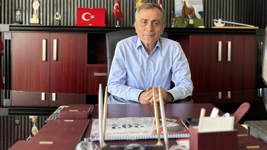 Tufanbeyli Belediye Başkanı Ahmet Aktürk, rahatsızlanması nedeniyle hastaneye kaldırıldı