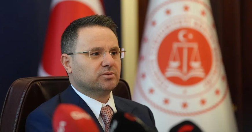 Adalet Bakanı Gürlek, kazandığı 150 bin liralık tazminatı Türk Kızılay’a bağışladı