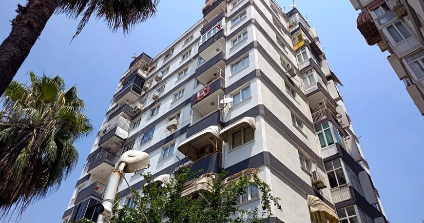 Adana'da vahşet: Çekiçle dövüp boğazını kesti