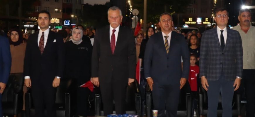 15 TEMMUZ'UN 10. YILINDA DEMOKRASİ ŞEHİTLERİ RAHMETLE ANILDI