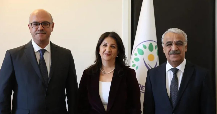 DEM Parti heyeti İmralı'ya gitti