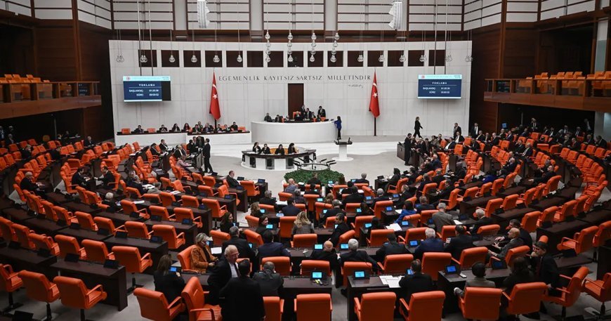 Yeni Parti'ye katılan 91 milletvekili belli oldu. CHP'de kalanlar da netleşti